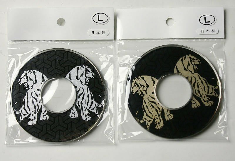 勝茂　臥龍堂印虎と龍の彫刻 鍔(つば) 鍔 彫金 龍虎鍔 岡田以蔵｜【公式】模造刀・居合刀の専門店「忍屋」