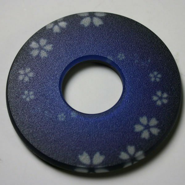 剣道竹刀用・鍔(ツバ) ○紋様鍔・渦さくら（青） | 剣道用品の専門店